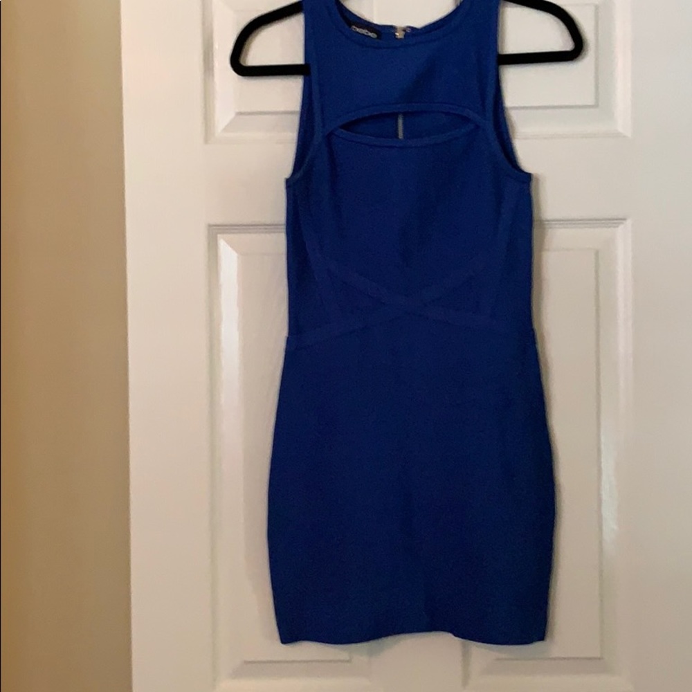 Bebe dress